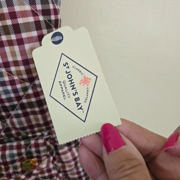 St. John's Bay NWT Plaid Autumnal Puffer Vest Size M - Picture 10 of 11